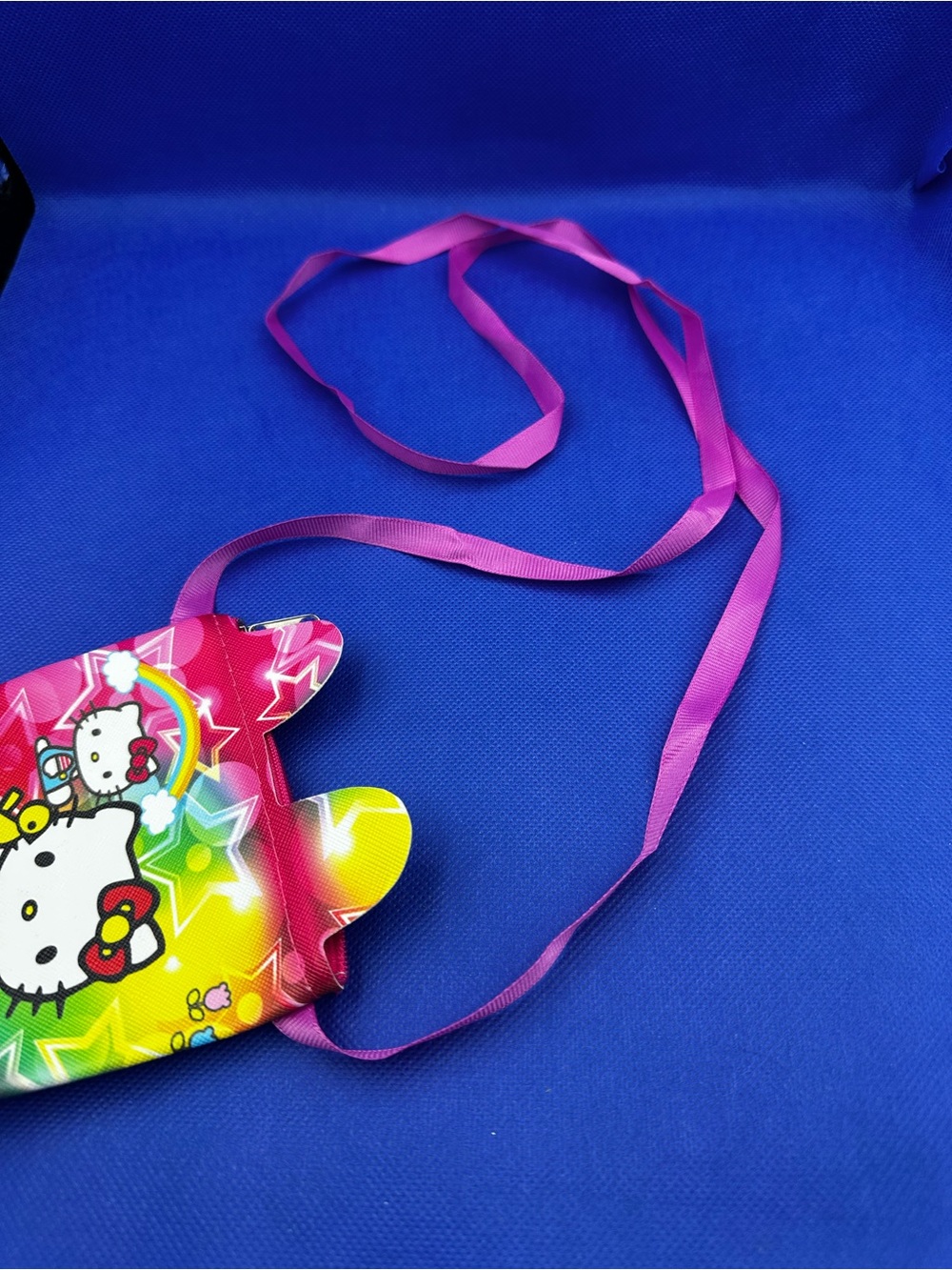 Hello Kitty Mini Purses and Two Hello Kitty Keychains - Picture 11 of 12